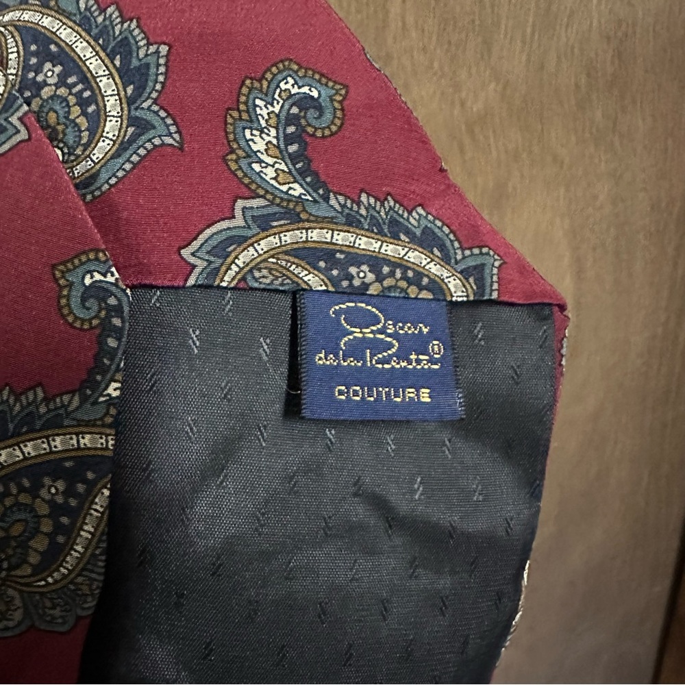 Vintage Oscar de la Renta Couture Tie - Picture 3 of 4